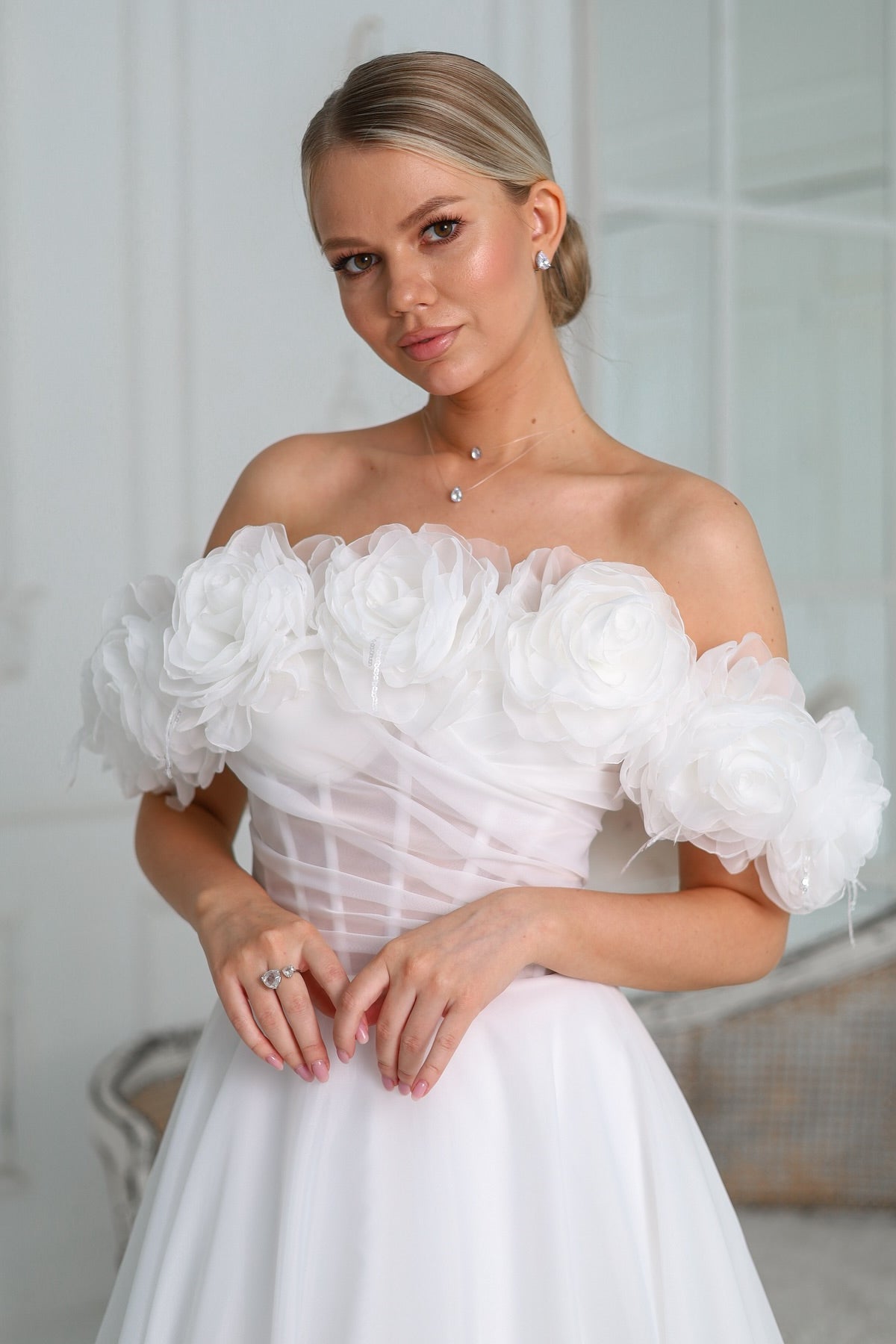 Off the Shoulder 3D Roses Ivory Wedding Dresses, A-line Wedding Dresses, Bridal Gown