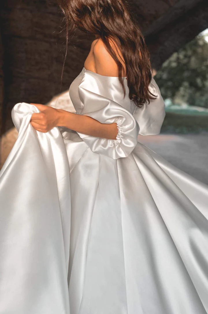 A-line Popular Satin Bridal Gowns, Newest 2023 Wedding Dresses, Quality Off Shouledr Wedding Gowns