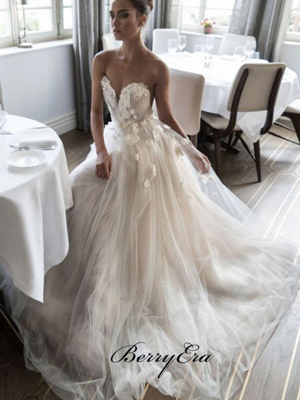 Strapless Tulle A-line Long Wedding Dresses, Sweetheart Appliques Wedding Dresses