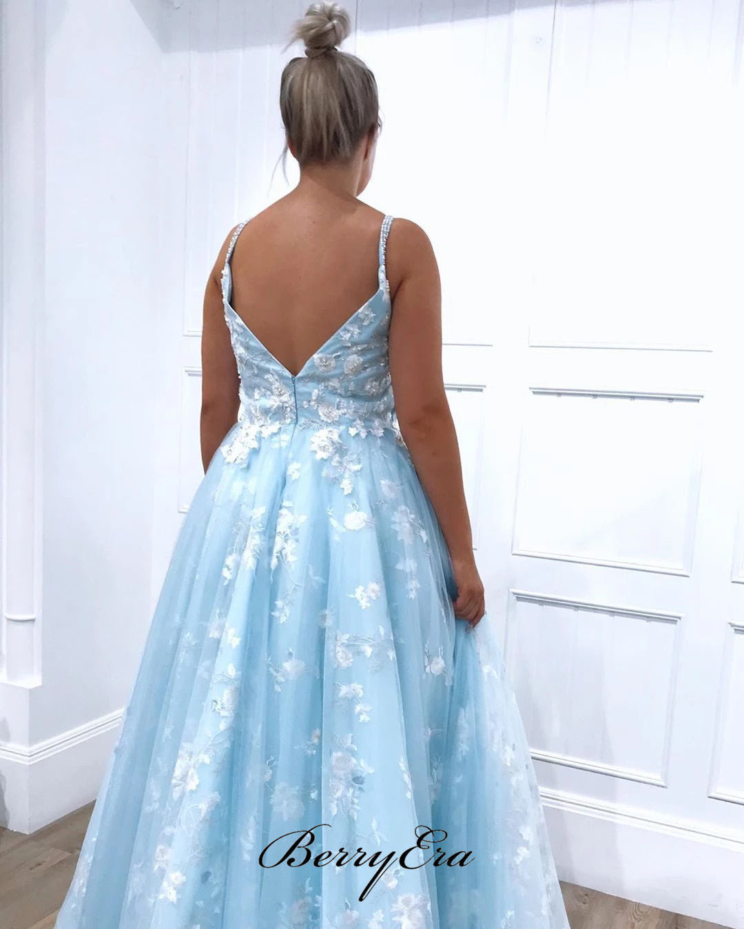 Light Blue A-line Lace Prom Dresses, Appliques Elegant Long Prom Dresses