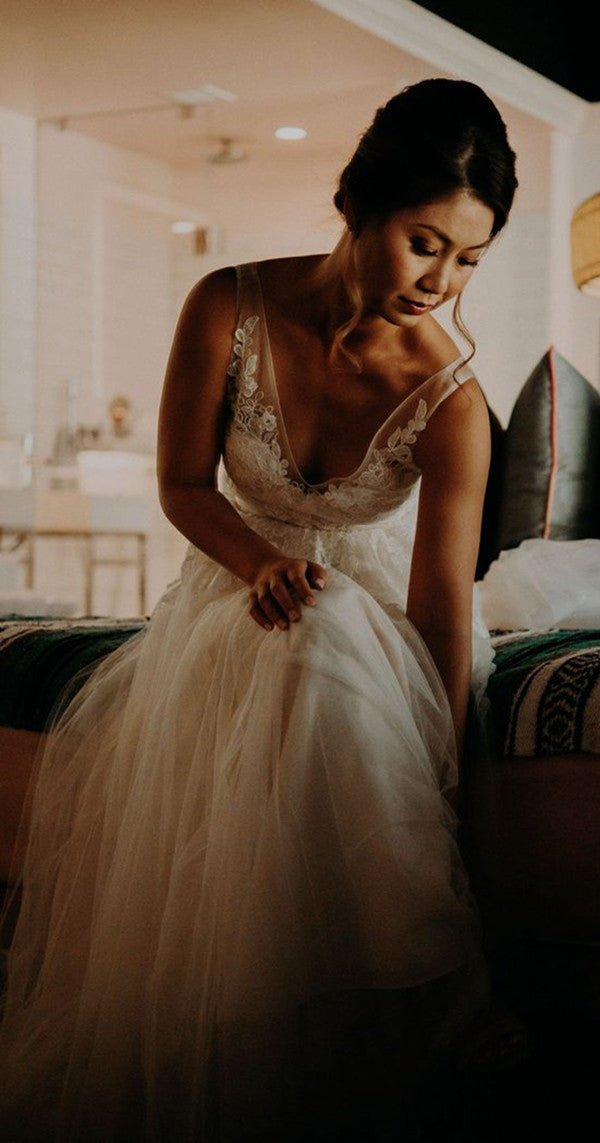 Elegant Lace Newest Wedding Dresses, A-line 2020 Lace Wedding Dresses