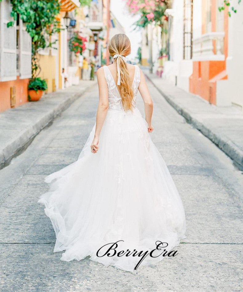 Graceful A-line Tulle Wedding Dresses, V-neck Lace Elegant Wedding Dresses