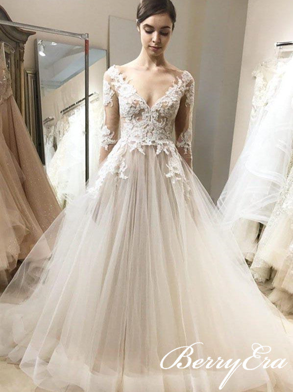 Long Sleeves V-neck Lace Tulle Elegant Wedding Dresses